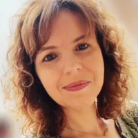  Emilie   Jegouic  ,  à Lyon