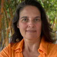  Karine   Bouzcri  , Masseur bien-être à Lyon
