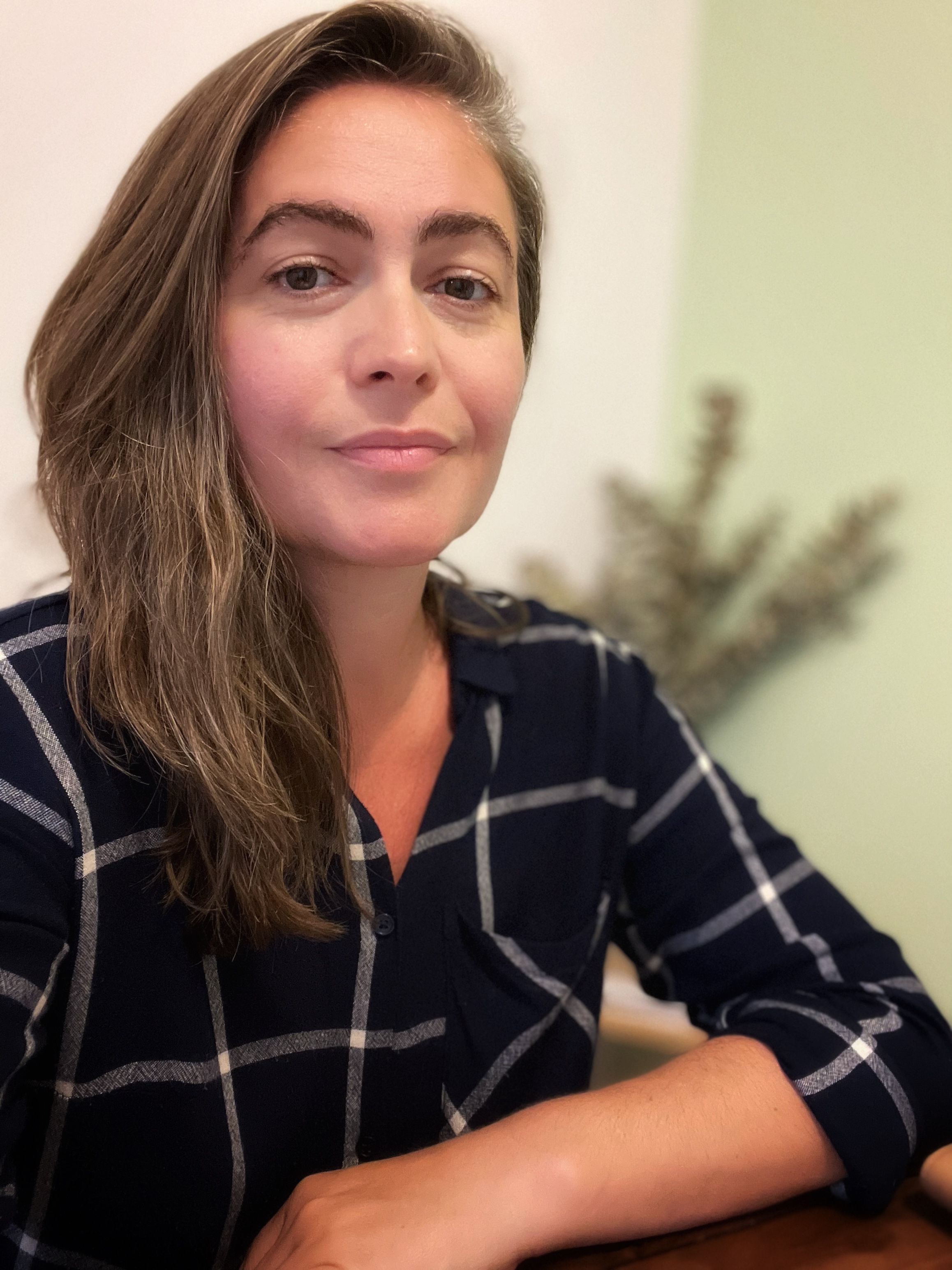Photo numéro 1 de la galerie de Adina Ghidionescu : . Prendre RDV