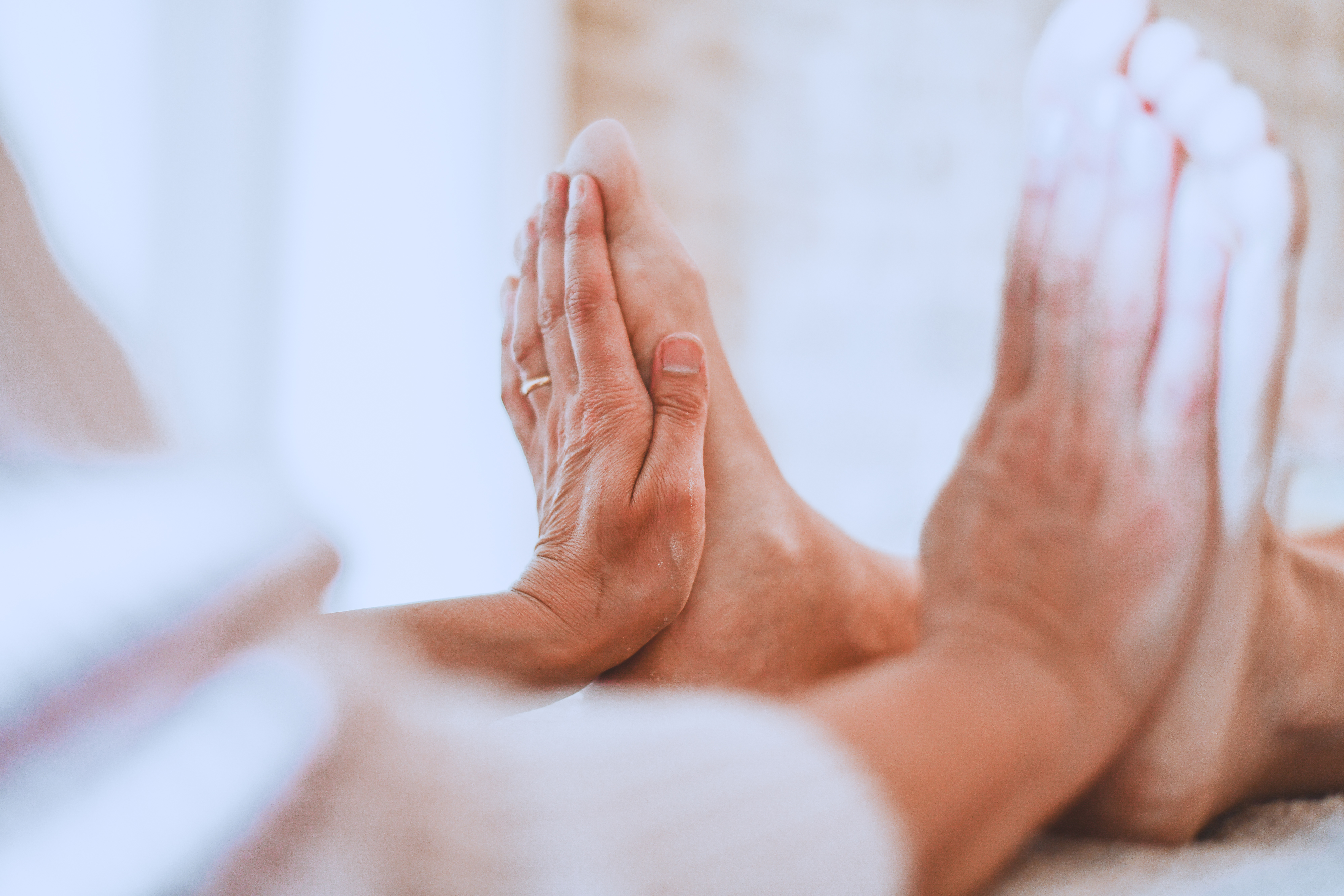 Photo numéro 14 de la galerie de Karine Bouzcri : Masseur bien-être à Villiers-en-Plaine. Prendre RDV