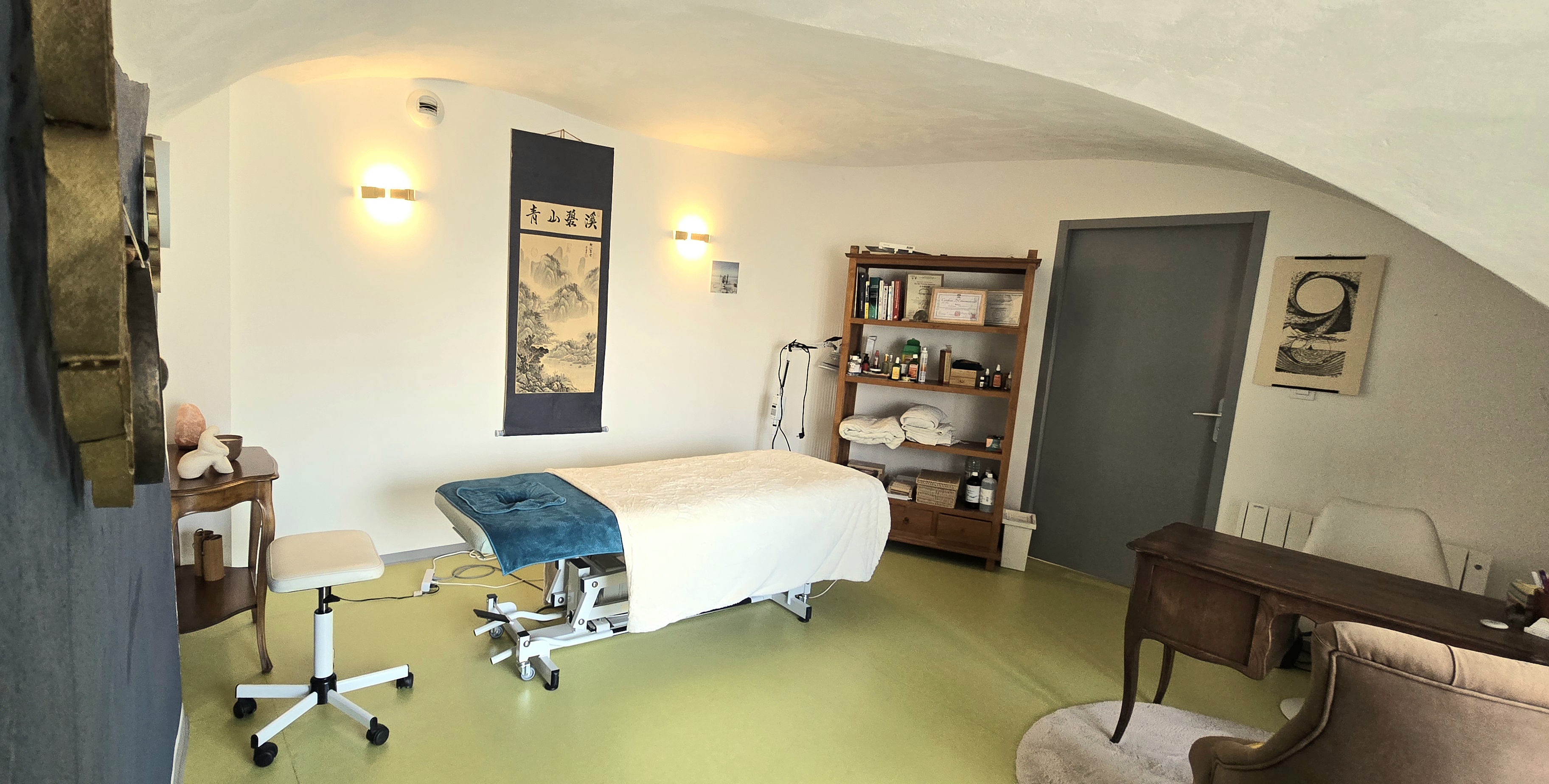 Photo numéro 5 de la galerie de Julie Brenot : Masseur bien-être à Mirabel-et-Blacons. Prendre RDV