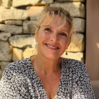  Nadia   Jore  , Réflexologue  à Saint-Cézaire-sur-Siagne 