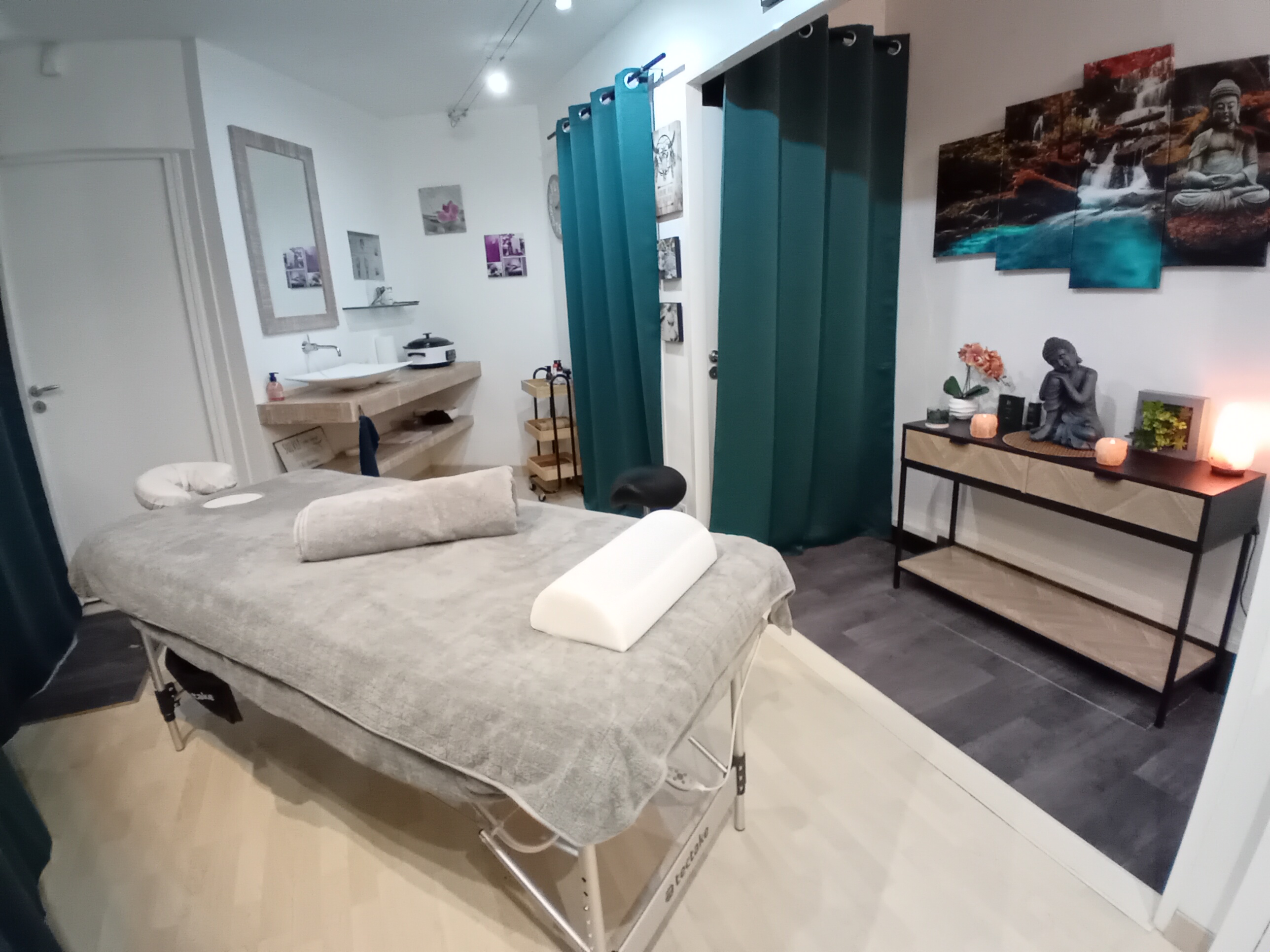 Photo numéro 3 de la galerie de Zuccari Dominique : Masseur bien-être à Rodez. Prendre RDV