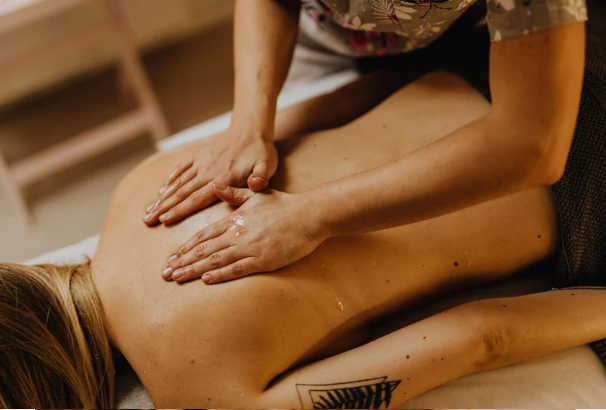 Photo numéro 3 de la galerie de Lucile Pons : Masseur bien-être à Pézenas. Prendre RDV