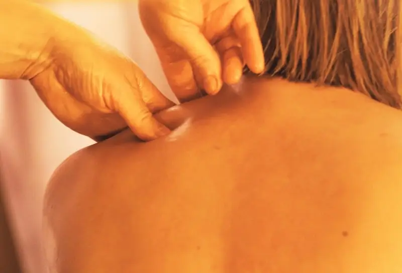 Photo numéro 8 de la galerie de Corinne Ferchaud : Masseur bien-être à Baulon. Prendre RDV