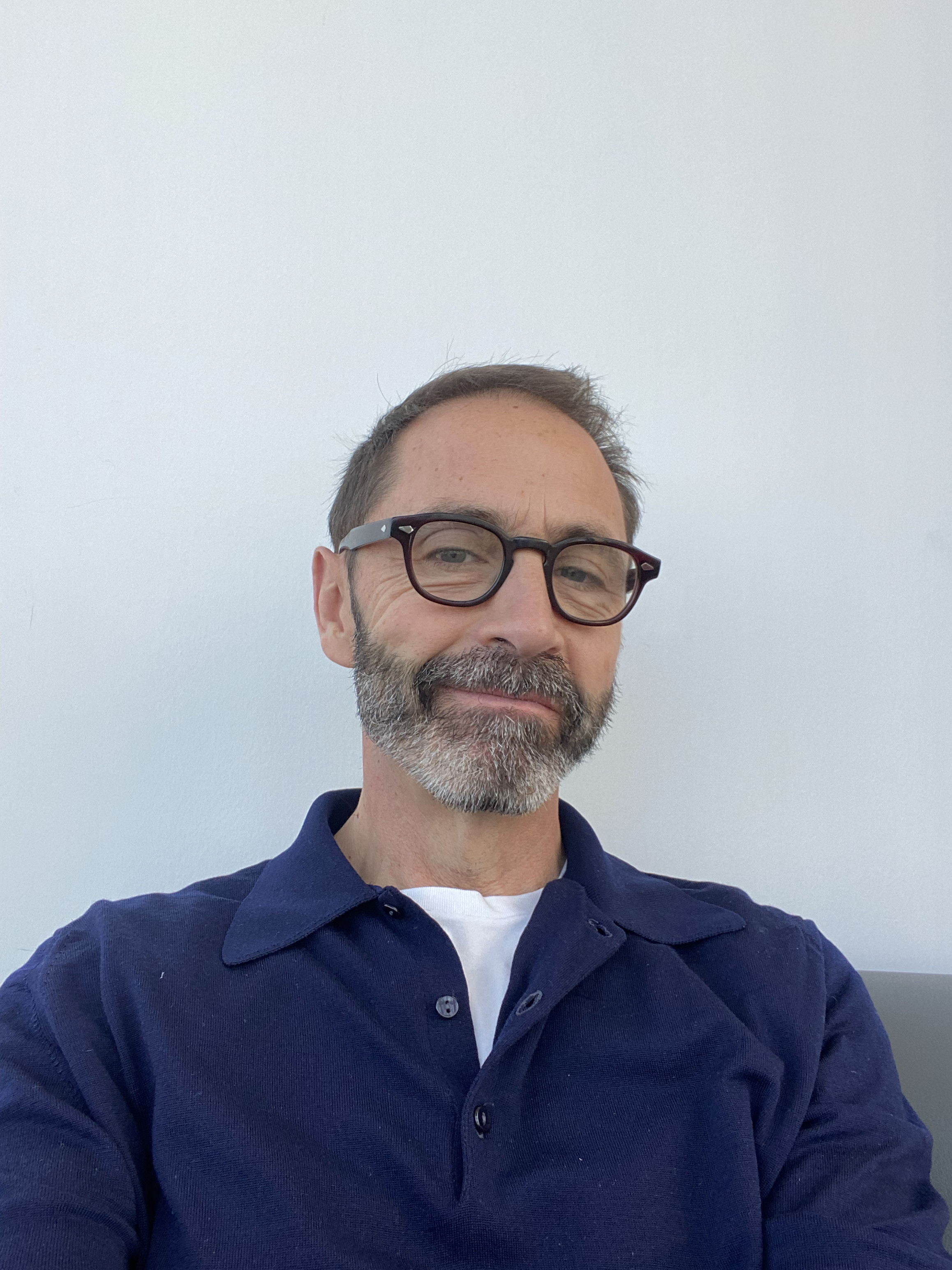 Photo numéro 1 de la galerie de Jean Marc Menant : . Prendre RDV