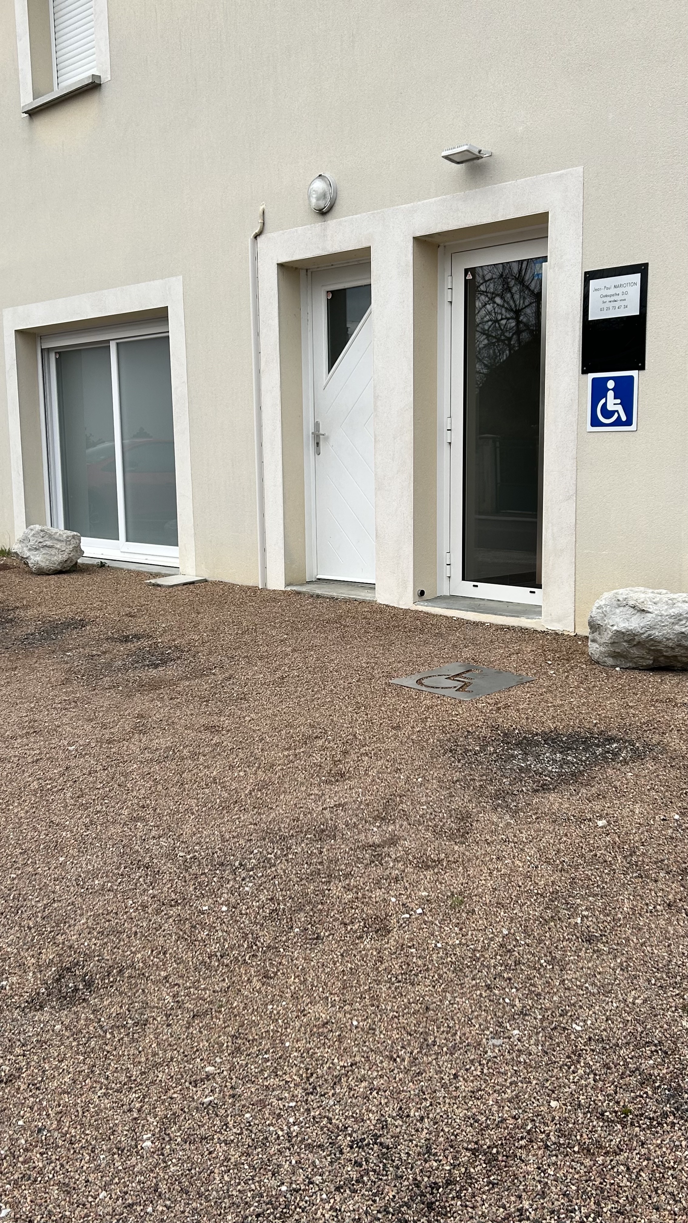 Photo numéro 4 de la galerie de Jean-Paul Mariotton : Ostéopathe à Saint-Parres-aux-Tertres. Prendre RDV