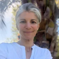  Nadia   Dosbaâ  , Thérapeute  à Mées 
