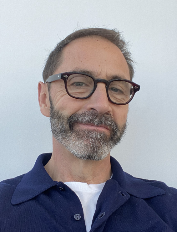Photo numéro 1 de la galerie de Jean Marc Menant : . Prendre RDV
