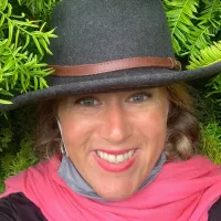  Pastel   Meyer   Virginie  , Professeur de Yoga  à Saint-Jorioz 