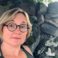  Stéphanie   Patinote  , Massothérapeute  à Orléans 