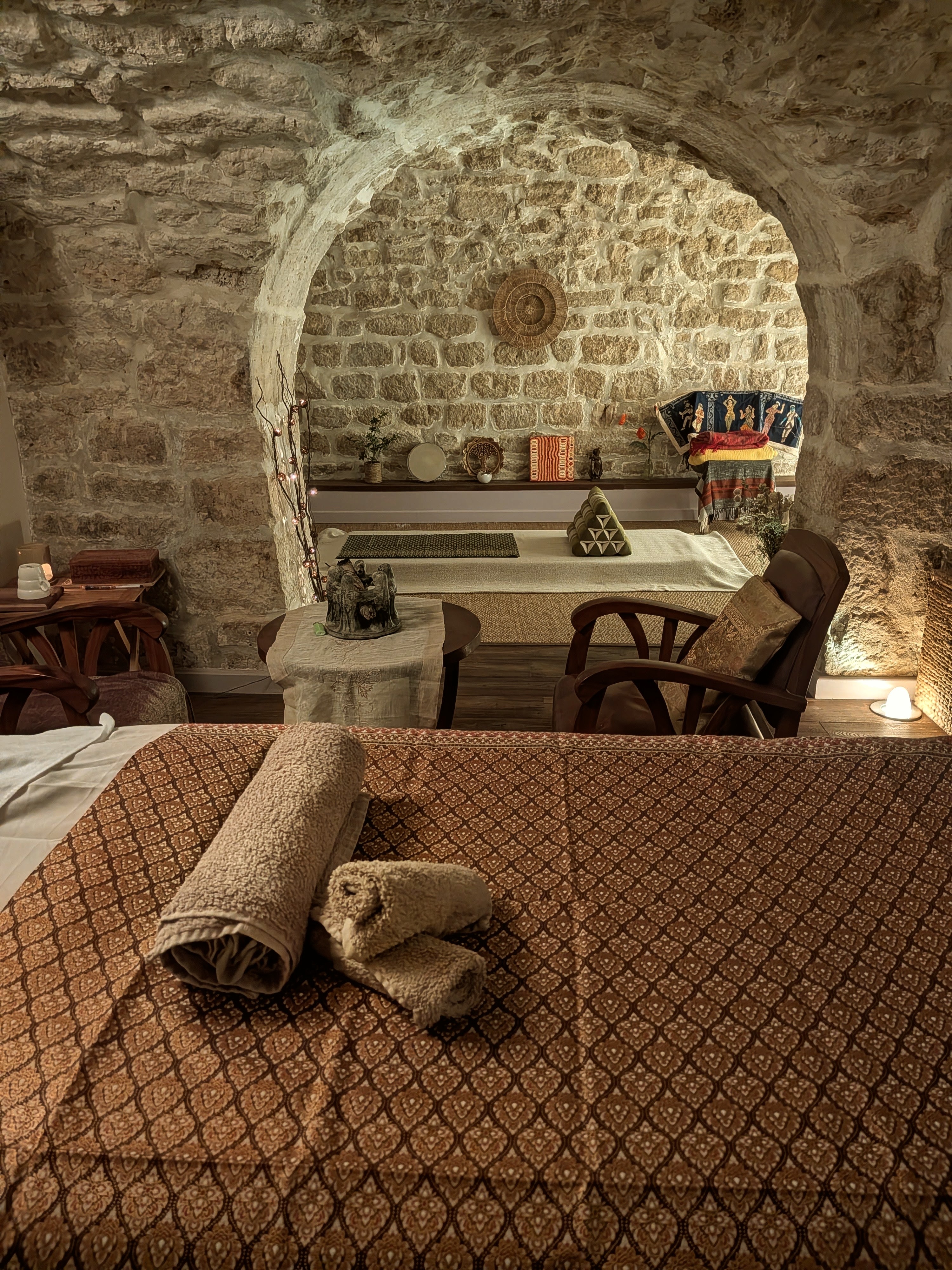 Photo numéro 10 de la galerie de Lorena Gelso : Masseur bien-être à Paris 3e Arrondissement. Prendre RDV