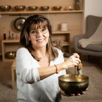  Magali   Virmoux  , Sonothérapeute  à Les Avenières Veyrins-Thuellin 