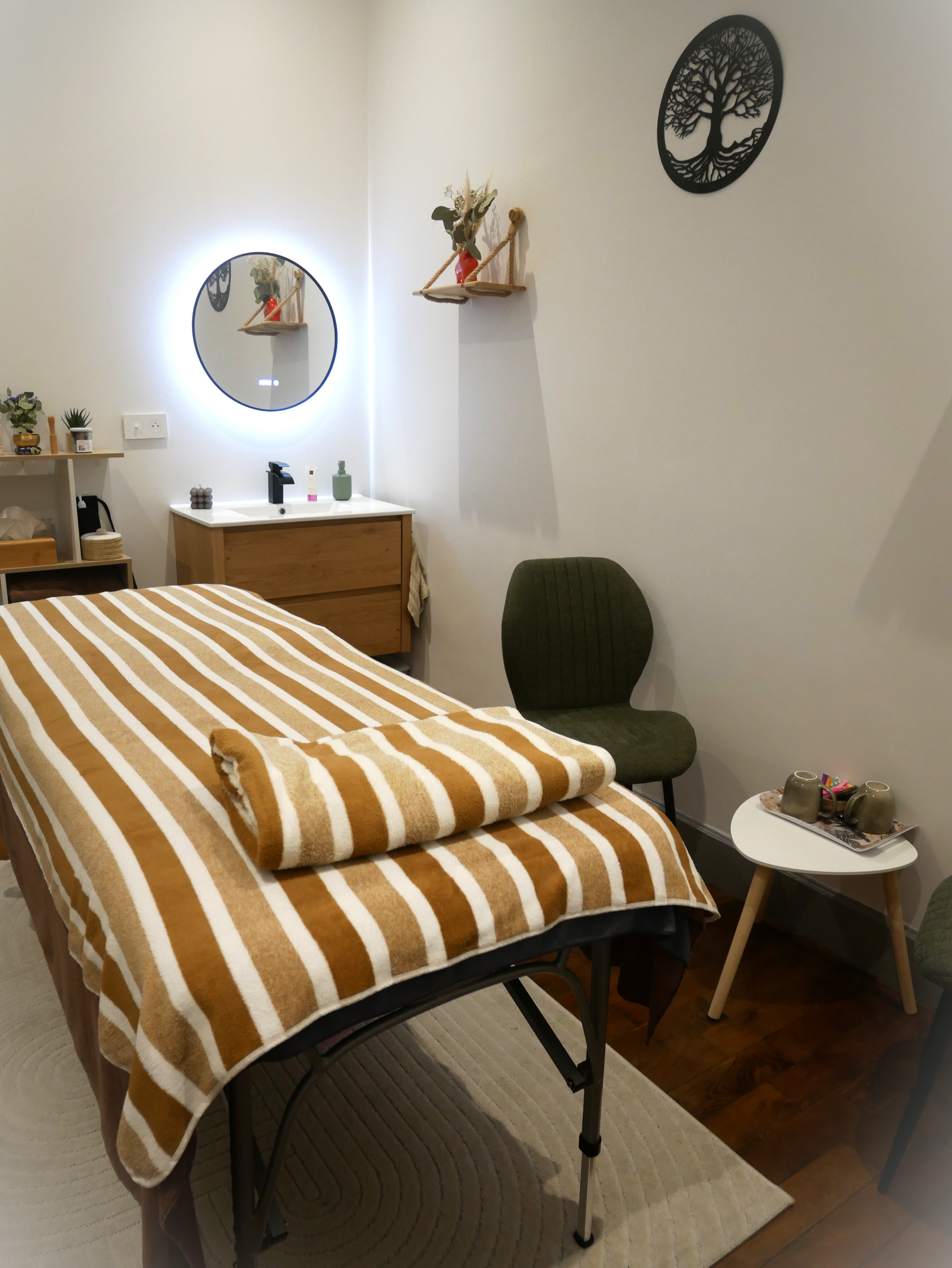 Photo numéro 9 de la galerie de Magali Soriano : Masseur bien-être à Villefranche-sur-Saône. Prendre RDV