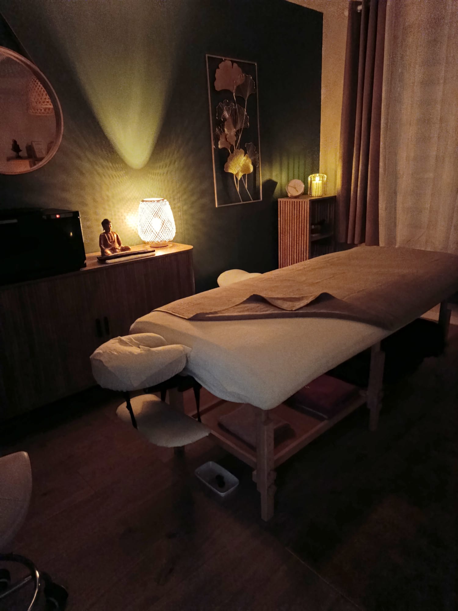Photo numéro 3 de la galerie de Vanessa Cour Vanézen : Masseur bien-être au Mans. Prendre RDV