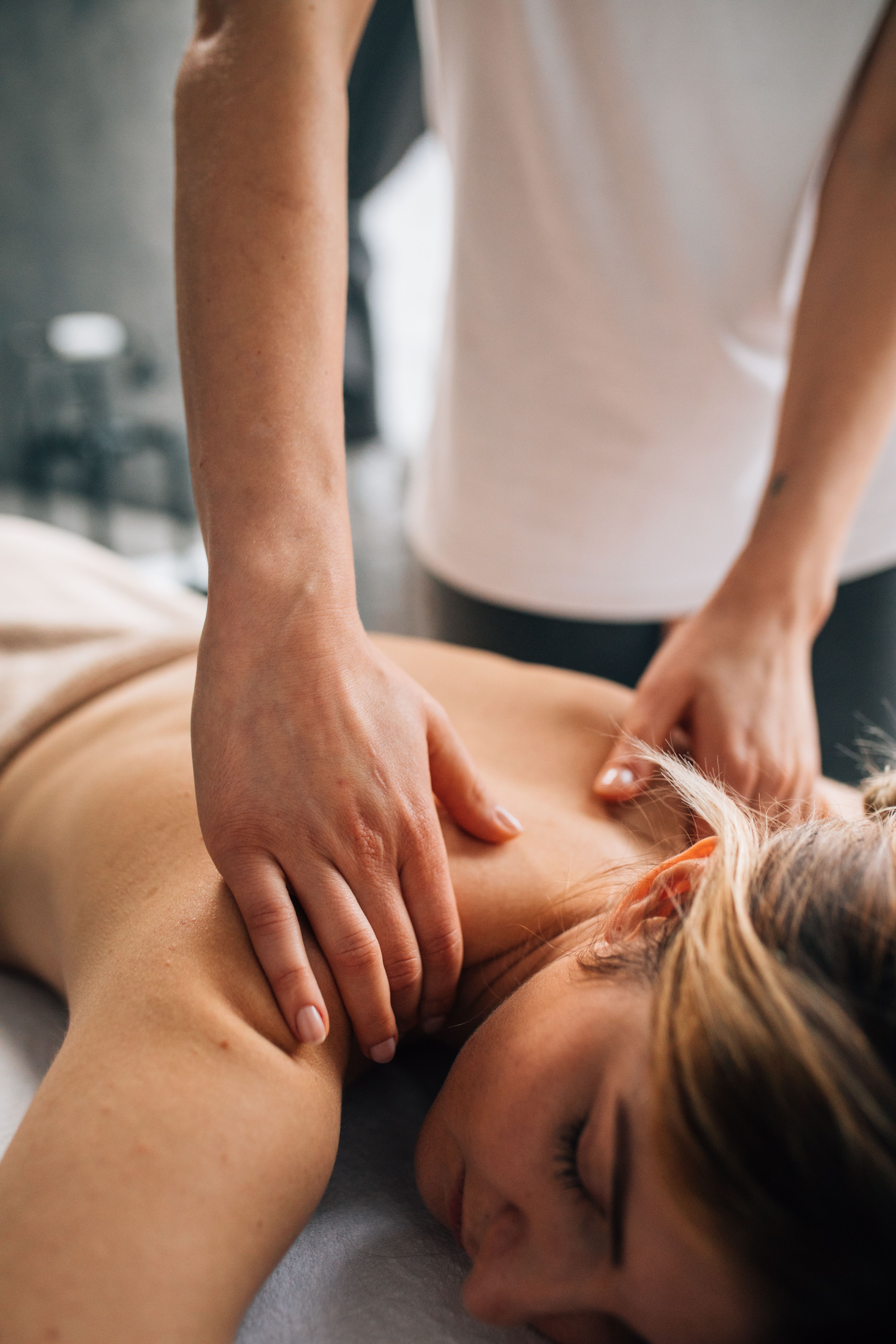 Photo numéro 1 de la galerie de L-K Bien Être : Masseur bien-être à Saint-Genis-Pouilly. Prendre RDV