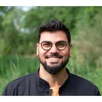 Médéric Vélia, masseur-bien-etre à Bouc-bel-air