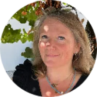  Alice   Collet  , Naturopathe à Lyon